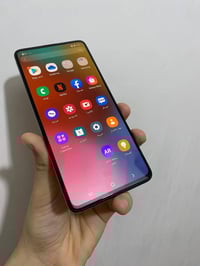 السلام وعليكم a51 جديد مامصلح بلادي ومكفول السعر ١٥٠ وبي مجال بغداد ال...