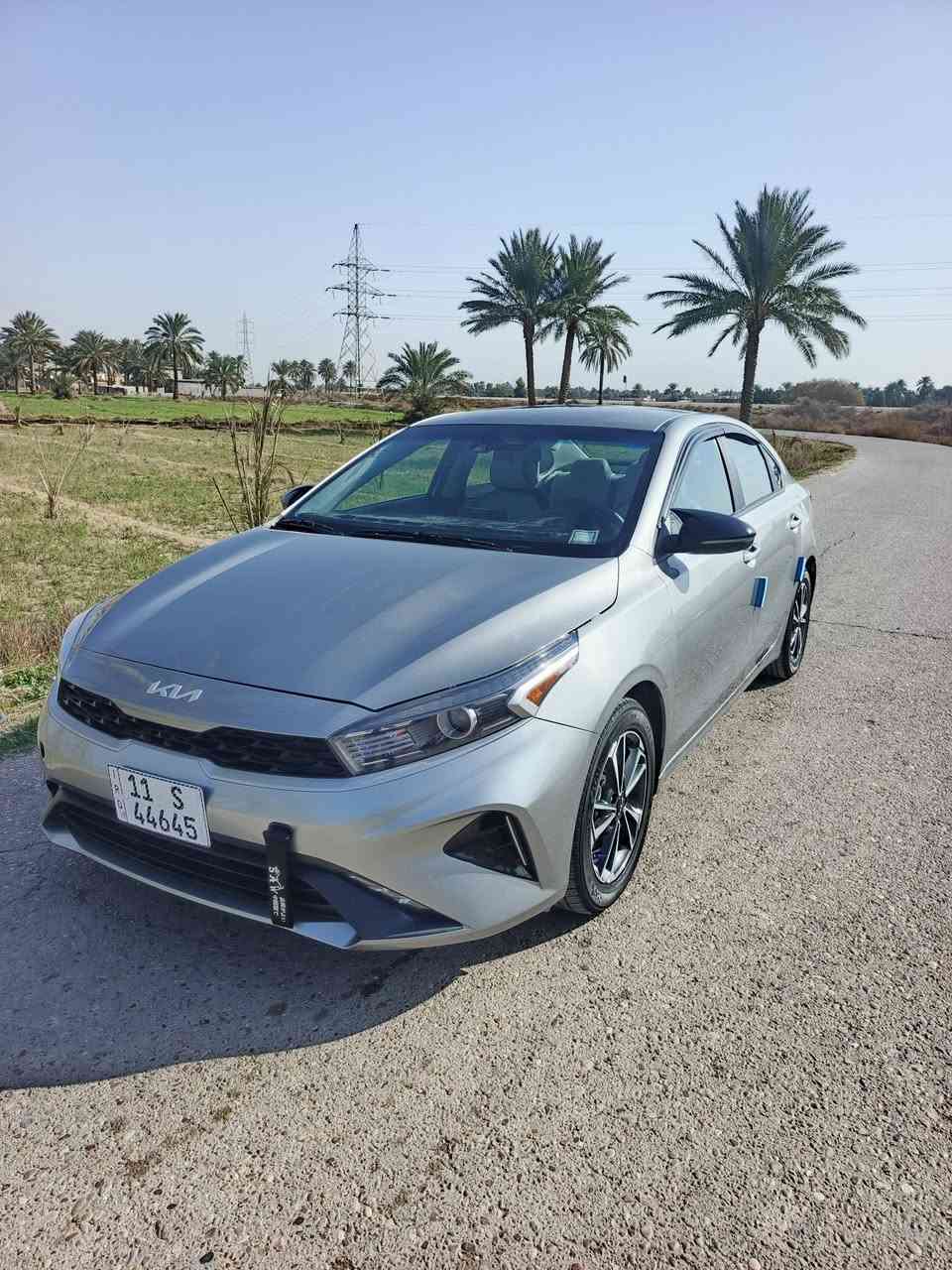 السلام عليكم كيا فورتي موديل2024 سياره مرقمه بغداد باسمي السياره كامله من كل شيء عنوان السياره بغداد ابو غريب سياره ماشيه47 سعر السياره 160 وبي مجال رقم الهاتف(***********)
