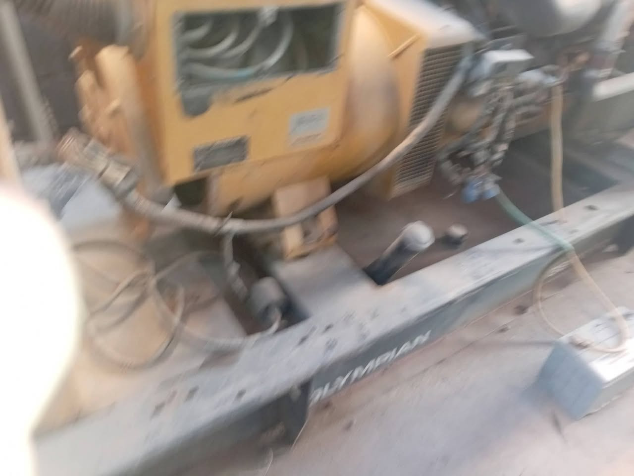 السلام عليكم بيركنز ١٥٠كي في اصل كاتم للبيع شغال بحاله جيده الاتصال على الرقم *********** بغداد السعر 45 $
