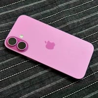 ايفون 16 وردي  بطاريه 92 جهاز نظيف شخطه مابي امانة الله  مراوس ب16 ازر...