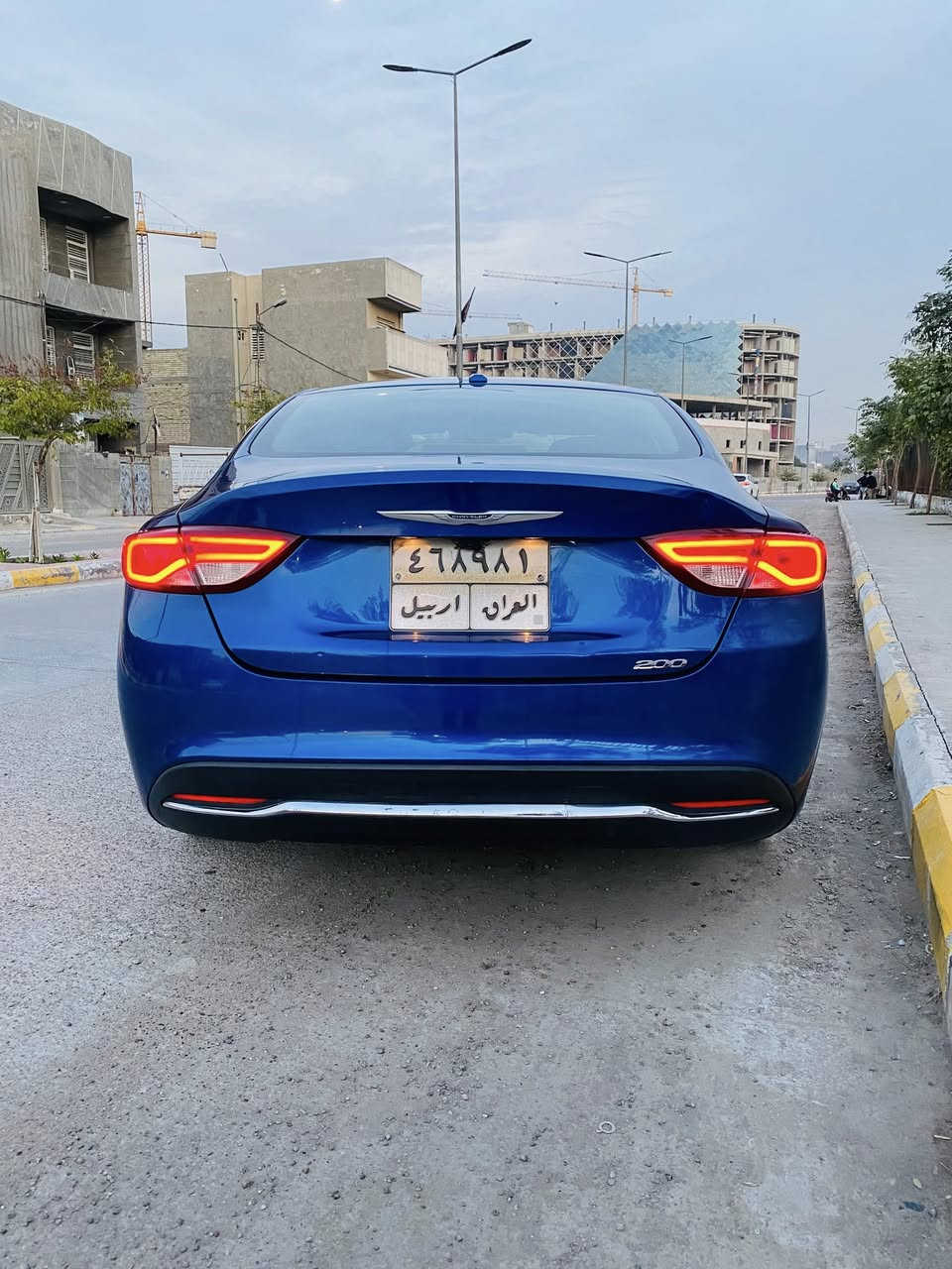 السلام عليكم
‏ 🇺🇸CHRYSLER c200

كرايسلر c200 موديل 2016 لمتدد 

محرك 2400 (المرغوب) محرك وكير وتبريد مكفولات 

كير ماوس9نمر 

السياره ماشيه 172km

تبريد ثلج ❄️ 

سياره خير من الله مرتبه واحلى من الصور 

عليها برمجه مراوح 

رقم اربيل سنويه منتهيه  

🔴المواصفات ومواصفاتها معروفه ال c200

بصمه وبصمه باب السائق  

كرسي كهربائي 

سايد ابريك بصمه كهربائي

تشغيل عن بعد

وتدفئه الكراسي 

تبريد قطعتين

ويل 17 انج

سماعات عدد 10معه دمام ابلادي  

لد امامي 

لد خلفي 

وبعد بيها مواصفات خير من الله 

بجم كبس بدون ايرباكات

السياره وارد امريكي (حادث السياره صفحه عكس السائق وشويه من التكمه) 

وموجده صور الحادث في المنشور +بيهه جراد في الجاملغ الخلفي جهة عكس السائق 

الوقع بغداد الحريه

السعر 103

الاستفسار اكثر ***********
