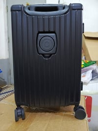 شنطة سفر • ذكية • منفذ USB