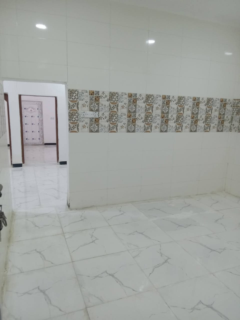 اعيد النشر لعدم الاتفاق
السلام عليكم 
دار زراعي سند ٢٥ المساحة ١٣٠م قرب سيد حبوب يرهم اقصاط أو مراوس ***********
