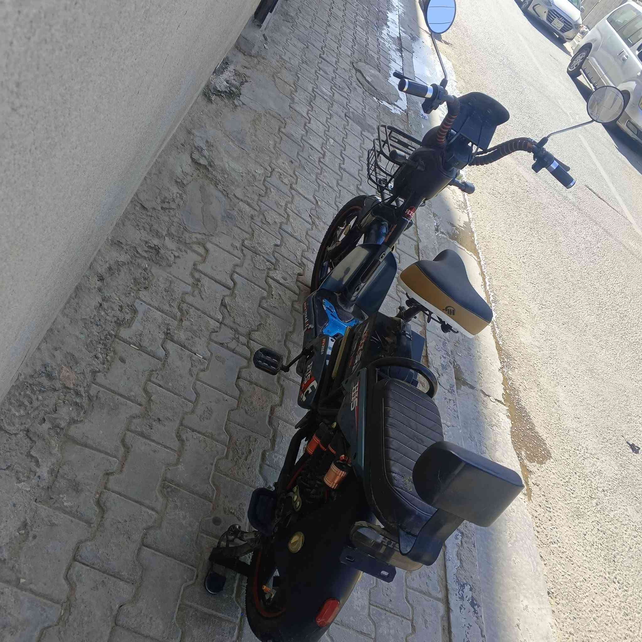 للبيع دراجه شحن موديل 25 نظيف جدا سعر 270 كربلاء ***********حجم 20
