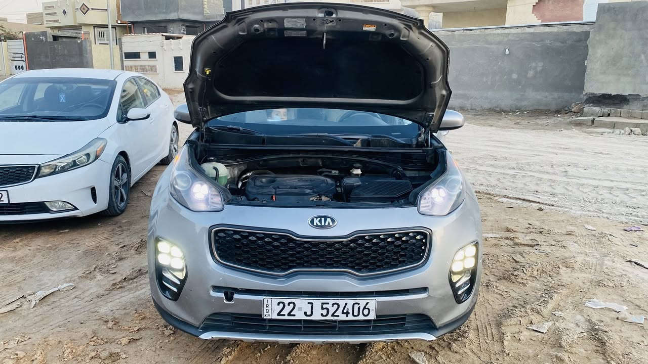 السلام عليكم الاخوه المحترمين                                   سبورتج موديل 19 السعر158 وبيه مجال بسيط مواصفات شاشه كامره تحكمات استيرن قطعتين تبريد محرك 2400نزول منحدرات ثلاث انضمت قياده السياره قتعتين بيه بنيد +جاملغ فقط بدون لالغد ولا شاصي السياره عده ذني مكفوله صدر جديد كير محرك جديد تخمداير بدلتله جديد مكان السياره بابل الاسكندريه هـ*********** @@@@***********
