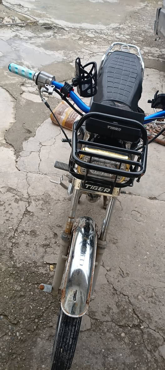 للبيع السعر 250
تواصل واتساب ***********
