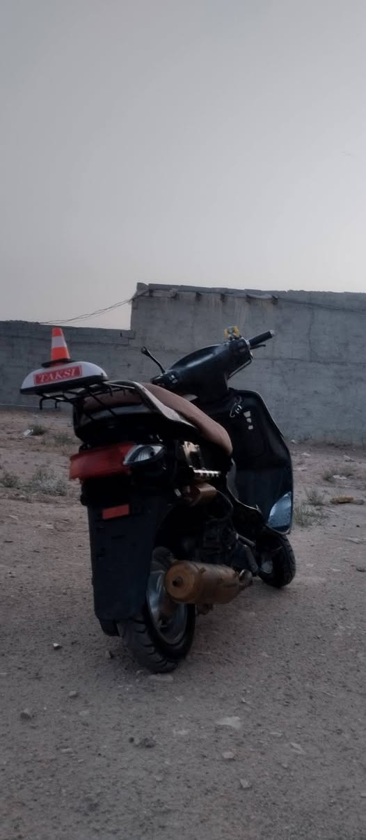 سلام عليكم فراشه نثيه للبيع او مروس  دراجه حلوه عوزه كفرات مكينه مبدل بيه ولفات فقط دراجه شلعه ومعدل تايرات جديده كهربيات كله شغاله بس لخلفي مو شغال نكره سلف بس عوزه باتري او هاذا لباتري تشحنه شرط هسه هندر واحد تشتغل مكينه ناعمه كابرتر مال اربعه كير محوره يعني انسه عطل يصير بل كابريتر سعره 300 وبيه مجال مكاني النجف  ‏‪***********‬‏بي وتساب؟
