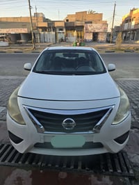 اخوتي   نيسان صني 2019 رقم بغداد مكفولة فقط رصعة بالصندوق على كد اصبعي...