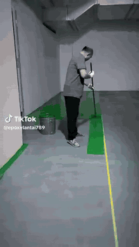 مع نزول الأمطار سارع وعالج السطوح والجوانب من الرطوبه وتسرب الأمطار والحراره واشعه الشمس *********** *********** واتساب
