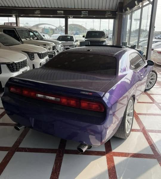 ل للبيع - دودج تشالنجر R/T موديل 2013 ر
* محرك HEMI 5.7 لتر - أداء رياضي وقوة أمريكية S
السيارة نظيفة جداً وبحالتها الأصلية !!
أبرز المواصفات:
﻿﻿فول مواصفات
﻿﻿فتحة سقف
﻿﻿حساسات خلفية
﻿﻿كشنات جلد مع تسخين (هيتر)
﻿﻿مرايا جانبية كهربائية مع هيتر
﻿﻿صبغ فقط "ربع الجامبر الخلفي" والباقي وكالة
﻿﻿مكينة، كير، تبريد ثلج - كلشي جاهز وجاهزة للنقل ملاحضه السياره تحتاج دعاميه اماميه مالته موجده يرادله صبغه فقط
مكلف بل نشر هذه رقم صاحبه.            ((***********))

