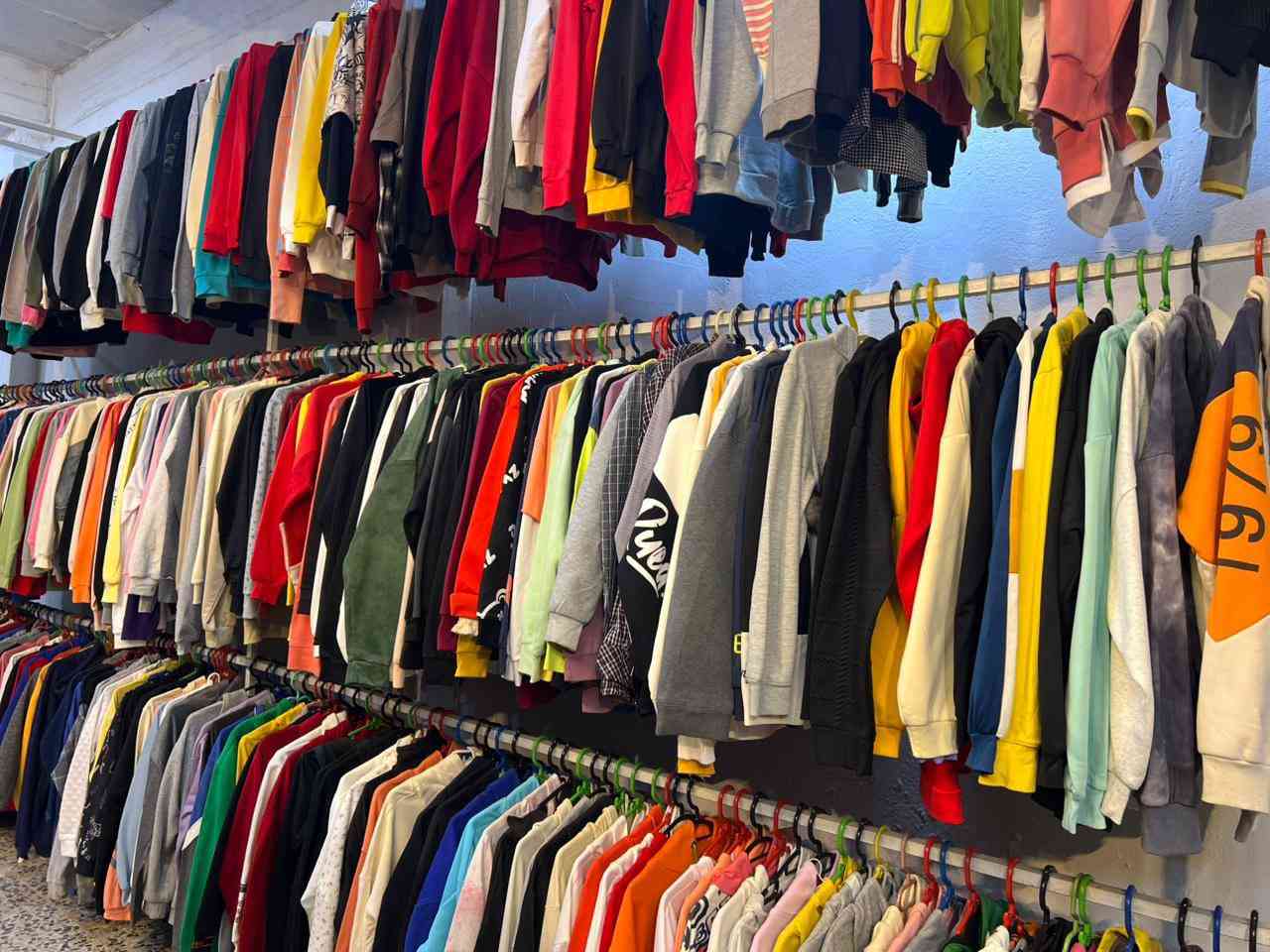 تعلن محلات حسن الساعدي عن فتح باله كسر جديد يوم الأثنين  العنوان القطاع  مدخل شارع المدارس  من جهه شارع البتيره قرب كي كارد يوجد لدينا دشداشه خليجي + قمصله نفخ ستره كوت قميص بلوز  + رياضي + حذ جلد قمصله جلد الفرع الثاني المحموديه هاتف *********** حسن علمن كل يوم ثلاثاء واربعاء كسر باله  جديد ملاحضه كل يوم ثنين  تخفيضات 
2026/1/26
