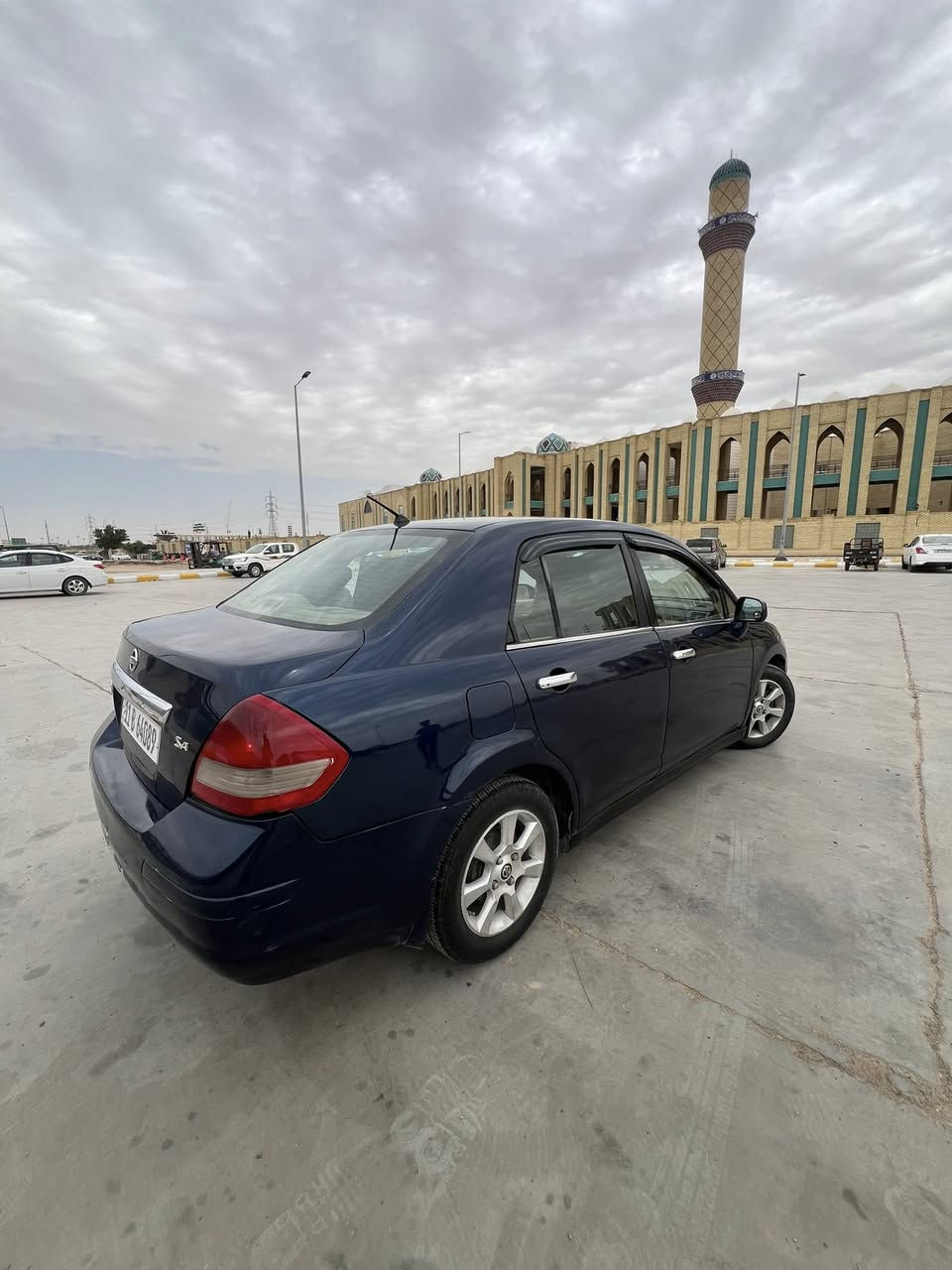 نيسان فيرسا 2007 مكينه 2000 كير at مكفولات كهربائيات كامله تبريد فقط غاز غير الغاز اني اتحمل مسؤوليته صبغ حزام رقم بغداد باسمي سياره جاهزة وكامله السعر 70وببها مجال كلش بسيط للاستفسار ***********
