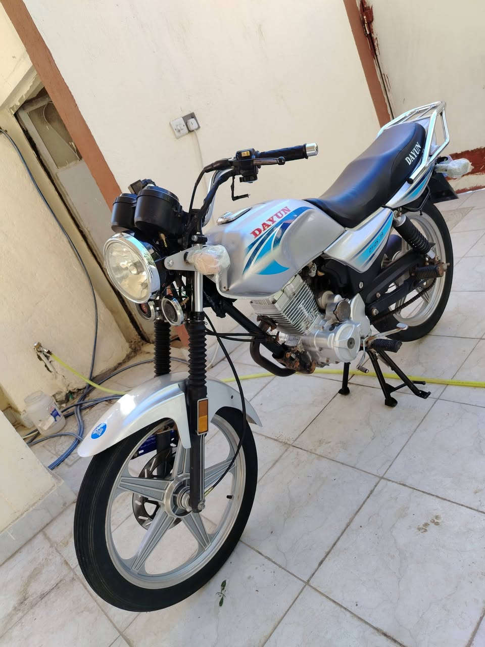 دايوان عظم ٢١ طالعه ٢٢ أوراق اصولي وصل معرض باسمي( ثامر خلخال) محرك مكفول والدراجه جديده  ومكفوله وكامله .. مكاني كربلاء .. والشراي يتصل ***********
