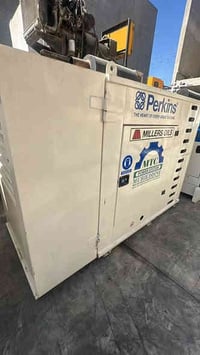 💪 القدرة: 30  كيفي  راس التوليد : لوري سومر فرنسي اصلي ✅  محرك بيركنز ...