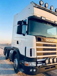 سكانيا سحال تك بلادي 2002 محرك 6 انجكتر  كير 900 3/3 رتايتر  تخم تاير ...