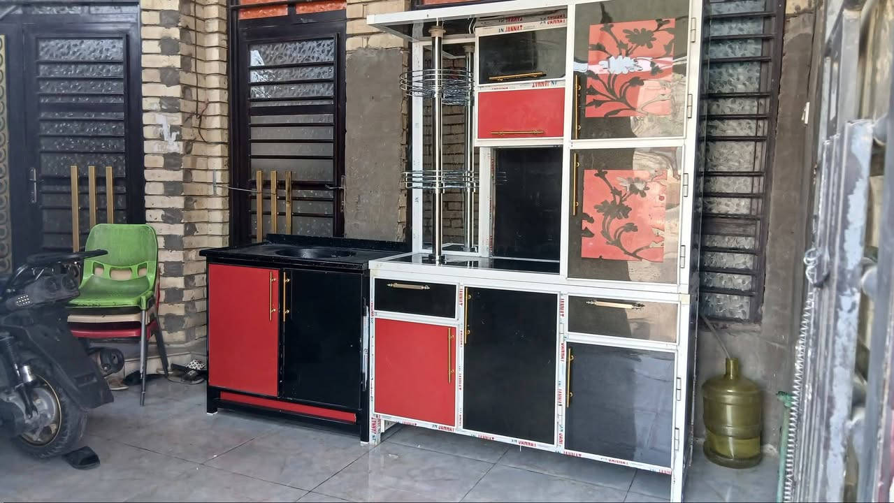 السلام عليكم كاونتر تفصال الاصلي مو سوكي3قطع نضيف جدا لمكان بغداد مدينة الصدر واكو توصيل ***********
