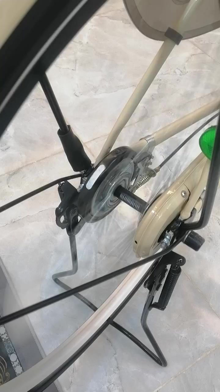 سلام عليكم باسكل البيع مديل 2022نضافه فول شركت BD باسكل نذيف حاويه مكان  سعر 150وبي مجال  رقم فقط واتساب ***********
