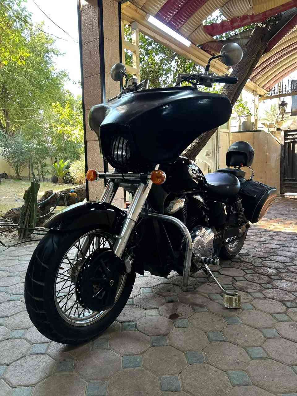 اسلام عليكم هوندة شادو 400 الدراجه اوراق كامله ومدفوعه كمرك الدراجه نضيفه خير من الله ومكفوله من كل النواحي تجي تفحص وتشوف بعينك يلا تاخذهه سعر الدراجه 17 وبيها مجال عنوان بغداد المعامل رقم الهاتف ‏‪***********‬‏
