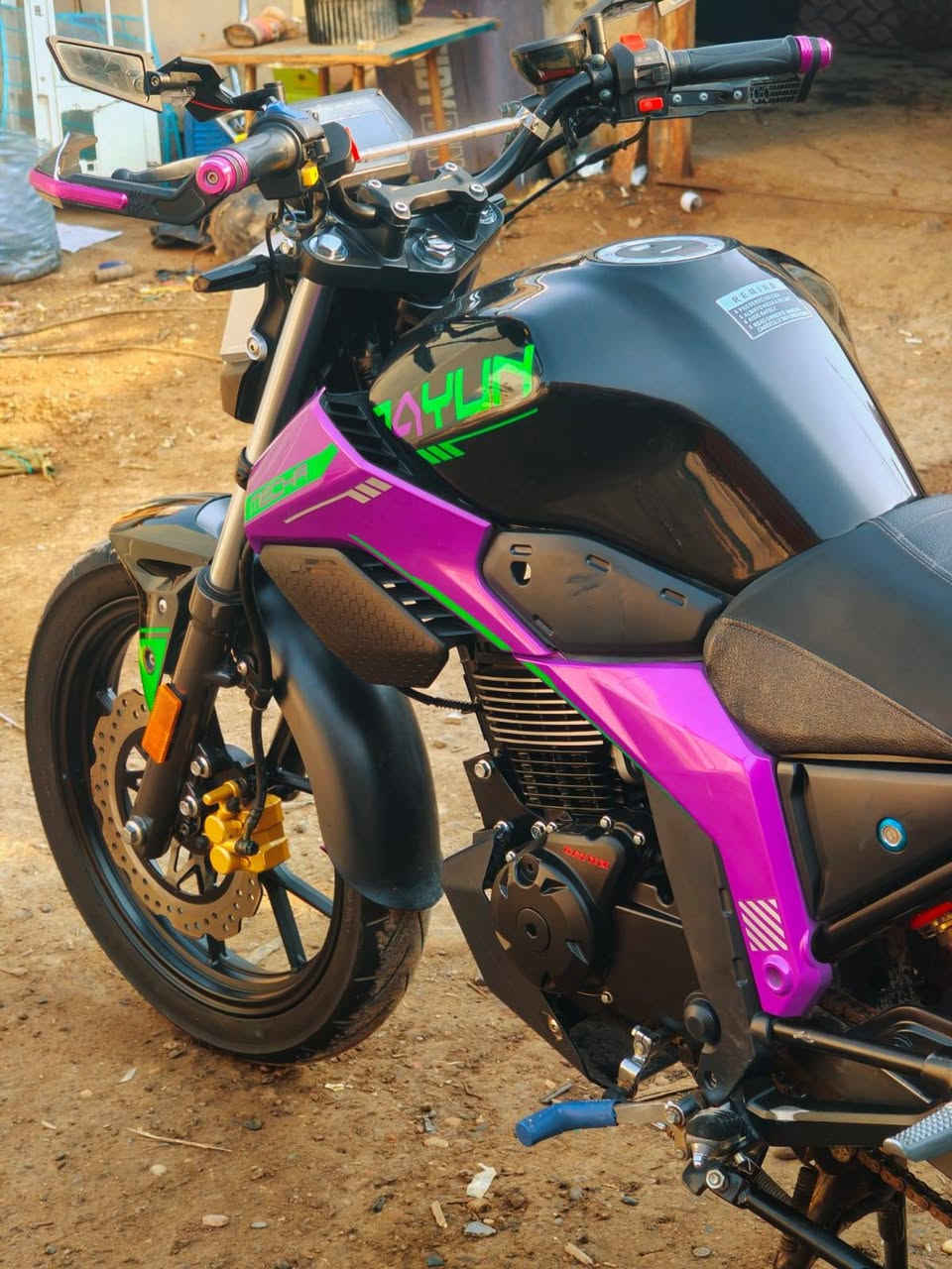 دايوان ميكا مديل 24 كفالة عامه اوراق معرض مكان بغداد شعب سعر 1700 وبيه مجال ***********
