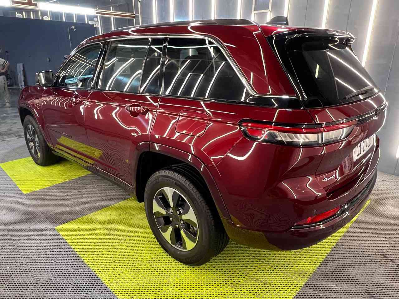 سلام عليكم جيب تريل هوك هايبرد بلكن
2022

للبيع او لمراوس 

ماشيه 61 كليو متر  

3 شاشات. 

فول. مواصفات وعليها رقم مميز . 

الحادث. سرقه قطع وشادين نفس لون بدون قطرة صبغ بدون ايرباك

العنوان بغداد البياع معرض الخير .. 

السعر 26 ونص وبيها مجال للاستفسار ع رقم ***********
