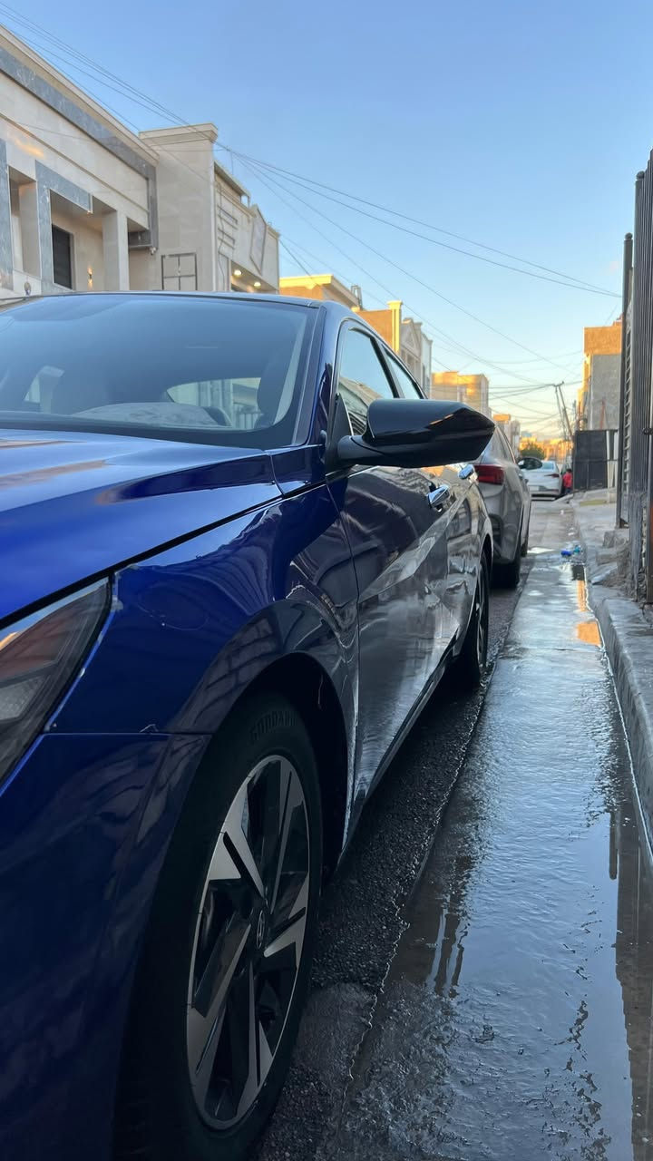 السلام عليكم سياره النترا أمريكي موديل ٢٠٢١ هاي برد  بيها ٥ قطع صبغ صور الحادث بل منشور سياره فول مواصفات لمتد ماشيه 62 مايل كامرا كشنات جلد كهربا تدفيه كشنات تبريد شاشه متصله رادارات اشاير بل مري حساس خلفي تشغيل عن بعد جنطه بصمه أشارت ترحيب فتحه كروز مثبت سرعه لايت بلوجكتر لد بكلايت خلفي لد متصل فول فول مواصفات السياره جاهزه كير مكينه كفاله شحن هايبرد فول صدر تخم تاير تبريد تدفيه اي نقص مابيهة رقم بغداد انكليزي سنويه وهزه جدد لل٢٨  مكاني بغداد حي الجهاد شارع الشارقه سعر ١٢٧ وبيها مجال للطيبين ***********
