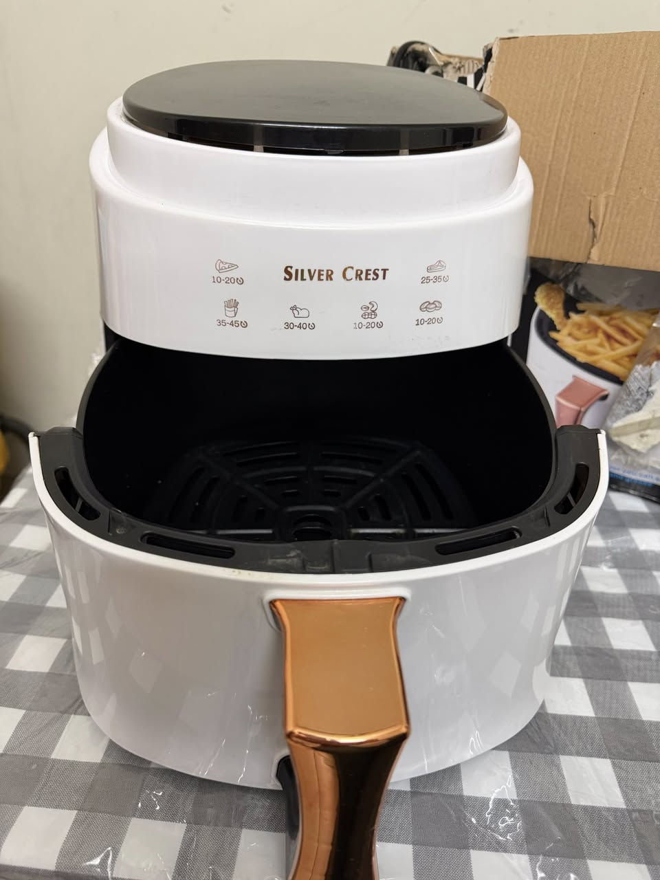 قلاية زيتيه وقلاية هوائيه استخدام ع مره وحده نضيفات ثنينهم


**إذا كنت صاحب هذا الإعلان وتريد حذفه لأي سبب، رجاءا أرسل رسالة إلى الدعم الفني**