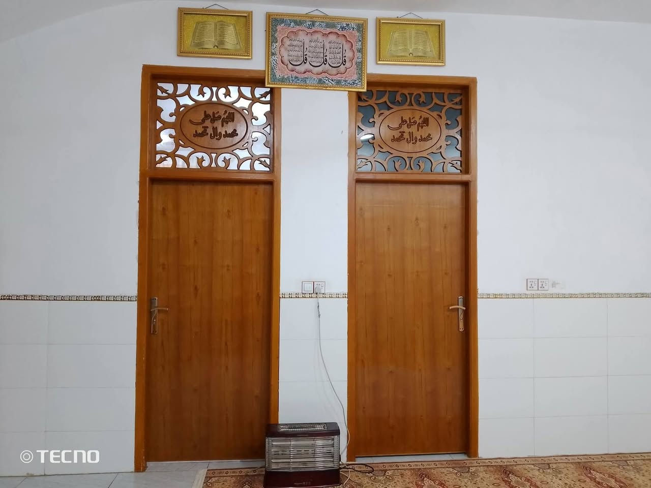 سلام عليكم
بيت للبيع

طابو زراعي سند 25 

واجهيه مساحه 200 طابوك جمهوري

بيت كامل. بناء حديث 

المكان قرب الدله
للأتصال 
***********

***********
