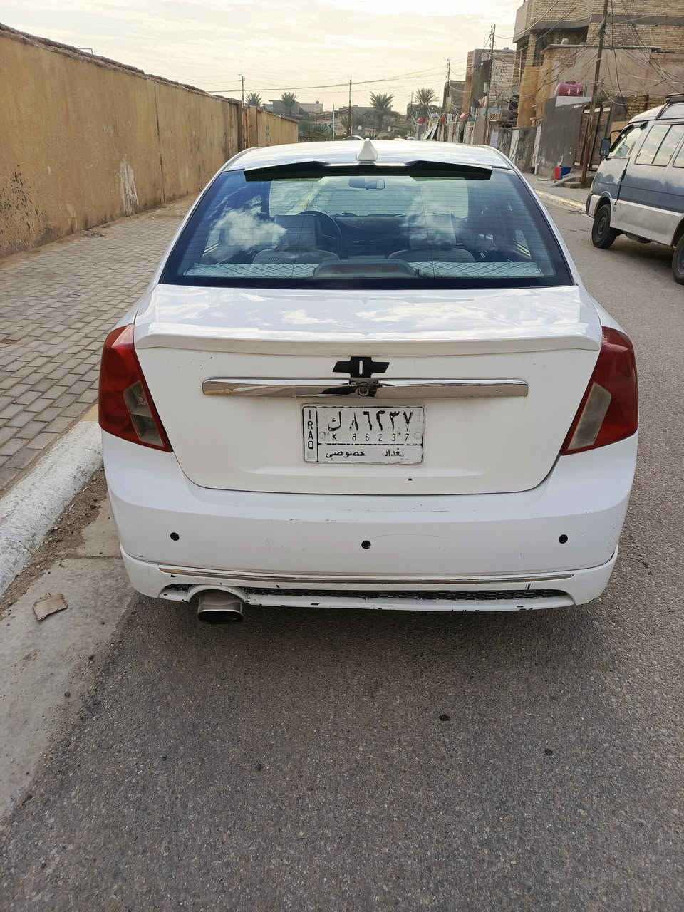 سلام عليكم اوبترا 2010رقم بغداد سنويه ل2027 بيه ضربه بالجنطه ومكينه بيه تبخير كير وحداديه كله نضيف مشط جديد تبريد شغال مدوشمه عام السعر 60 
***********
