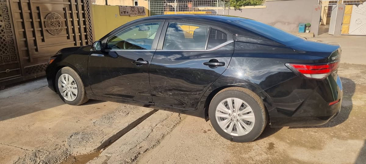 السلام عليكم
نيسان سنترا 2023 
مواصفات S
ماشية 25
ضرر بونيد فقط 
ايرباك كلة سليم شرط 
كير ومحرك شرط
السعر عل خاص 
او الاتصال ***********
مكاني موصل ناحية القيارة
