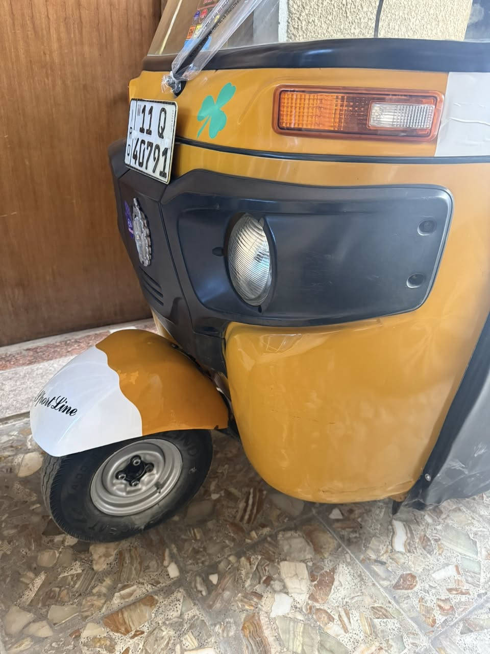 20 رقم وسنويه مكينه كيرر خيرر من الله سعرر 6450 وبيهه مجال قليل للستفسار ***********
