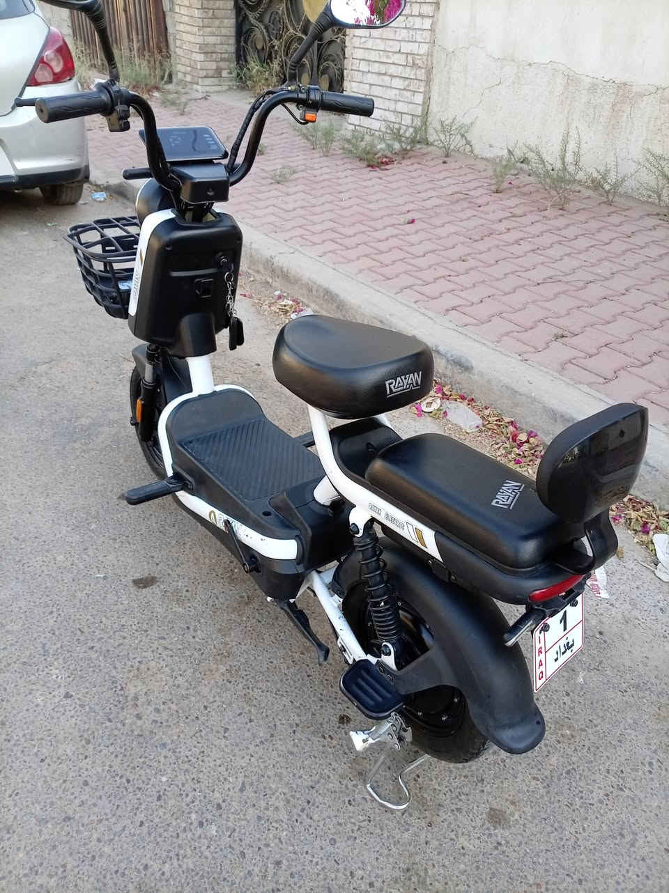 السلام عليكم دراجه ريان شحن حجم ١٤ للبيع موديل ٢٦ بصمتين سويجين بحاله الوكالة بعدها كفاله النظافه كدامك بطاريات ريان ٤ بطاريات شرط تفحص بطاريات يله ابيع سرعتها ٤٠ حقيقي صارلها اربع أشهر من ماخذها ٤٢٥ وادبيع رايدها ٣٢٥ وبيها مجال جاهزه من كلشي مابيها اي نقص مكاني بغداد قرب مجلس محافظه بغداد اي استفسار ***********وتساب محمول للشراي فقط
