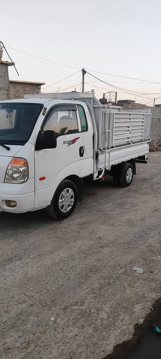 كيا مسكر موديل 2008محور بم ونوزل سياره مكفوله كفاله عامه السعر 95وبيها مجال العنوان بغداد المعامل الباويه ***********
