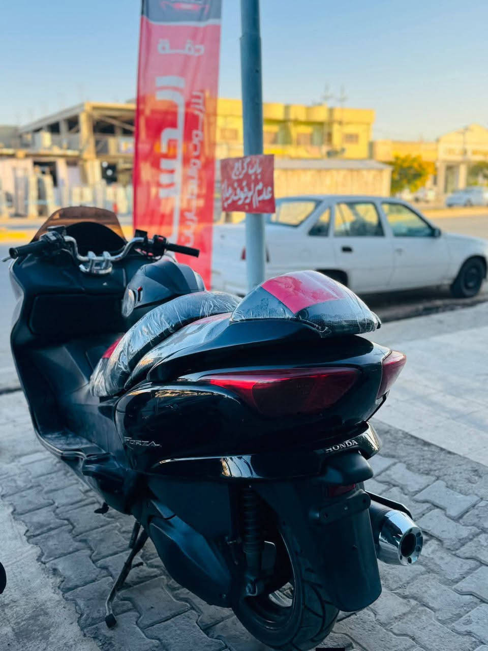 سلام عليكم دراجه فورزا 08دراجه جديده معنه لكلمه انطيك شرط معدل وشلعه دراجه ماشيه42الف دهن كله امزويل دراجه كير ملغي شادلهة اني هسه سستم سماعات ومسجل مي راديتر مبدل مخليلهة زيتي اصلي سعر دراجه مليون وميتين وبي مجال رقم مبايل ***********
