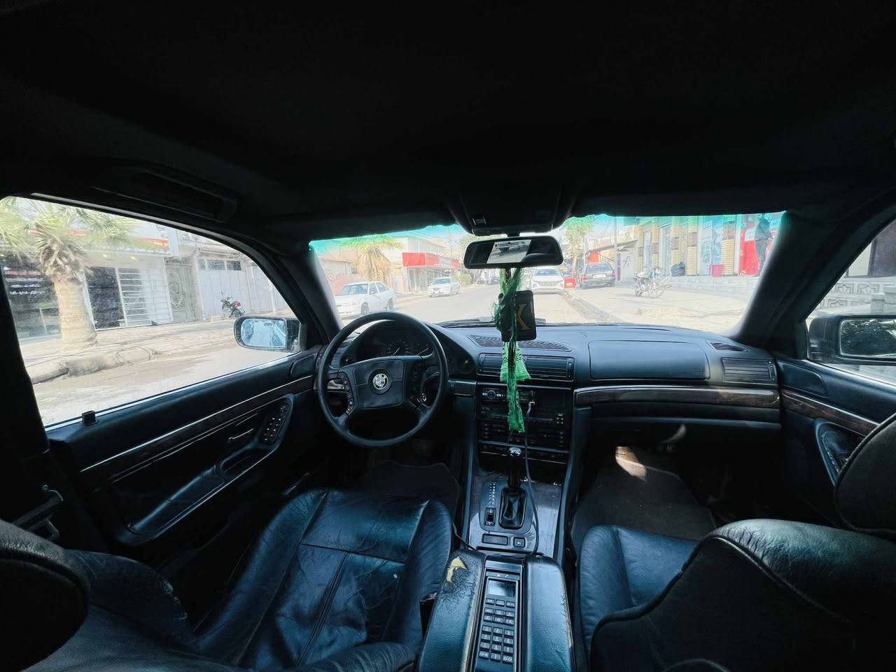 كاسحه موديل 95 كير ومحرك شرط 8سلندر صدر حداديه  السياره نصبته احله من الصور صاحبه من اربيل بس ماندله السعر 45وبيه مجال مراوس بمكصوص ب اصولي


**إذا كنت صاحب هذا الإعلان وتريد حذفه لأي سبب، رجاءا أرسل رسالة إلى الدعم الفني**