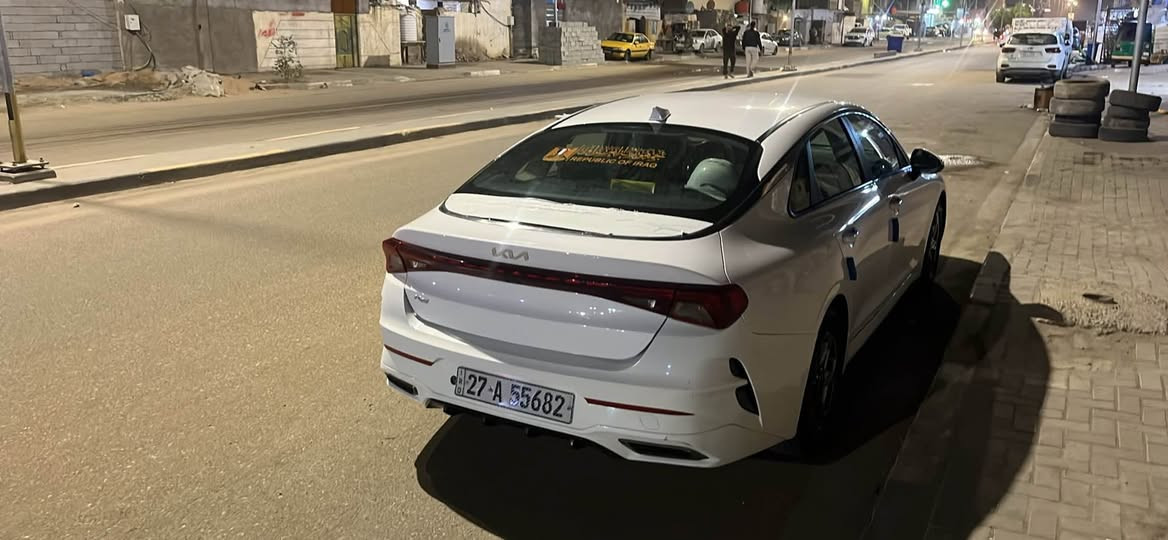 السلام عليكم 
بيع مستعجل 
𝟐𝟎22𝐊𝐈𝐀 𝐊𝟓 - 𝐆𝐓...    بيع فقط   
اللون :أبيض :         
ماشيه 50im 
المواصفات:LXS معروف  
فـــول فـــول 1.6تيربو 
فول لاخير سيارة من عده البنو رامه 
تشغيل عن بعد   
 360 درجة رادارات  
توقف ذاتي
قيادة ذاتية 
نظام ترحيب عند الاقتراب 
نظام تنبيه خروج من مسار 
ماصدة ذكية زنون لد برتقالي 
4 انظمة قيادة :NORMAL/SPORT/SPORT +/Confart 
شاشة كبير + بيهة نظام مثل شاشات تعلي صوت عل حركة 
5 مداخل USB
نظام ابل كار بلي 
نظام خرائط بلادي 
شاشة اعطال 
نظام تحدير داخل عند اي مشكلة 
صندوق ذكي عند الاقتراب 
سايد بريك بصمة 
اوتو هولد  
بيهة تحكم بصوت محرك من شاشة 
ويل حجم 1.6

ملاحضه اخوان السياره داخله مزاد (2) 
 اول مرا داخله ضربه بصيطه بل بنيد  او سرقه جاملغ اليمن او مبيوعه المريكه او معدله بمريكه  
 
او المرا الثانيه ضربته باب او جاملغ اليسر او مكصوصات من امريكه او صبغهن او شدعن بل عراق 

السياره ذيقار معوقين وكاله عامه    
***********📞 
مكاني البصرة  او السعر145وبيه مجال بصيط البصرة, العراق
