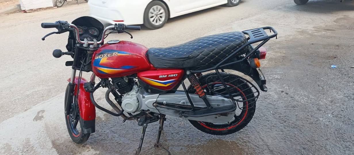 السلام عليكم للبيع بوكسر 5كير موديل 2020 محرك كير مكفول   محرك كير مكفول   مكان ديالى بعقوبة السعر 625وبي مجال  نقص فقط باتري  ***********
