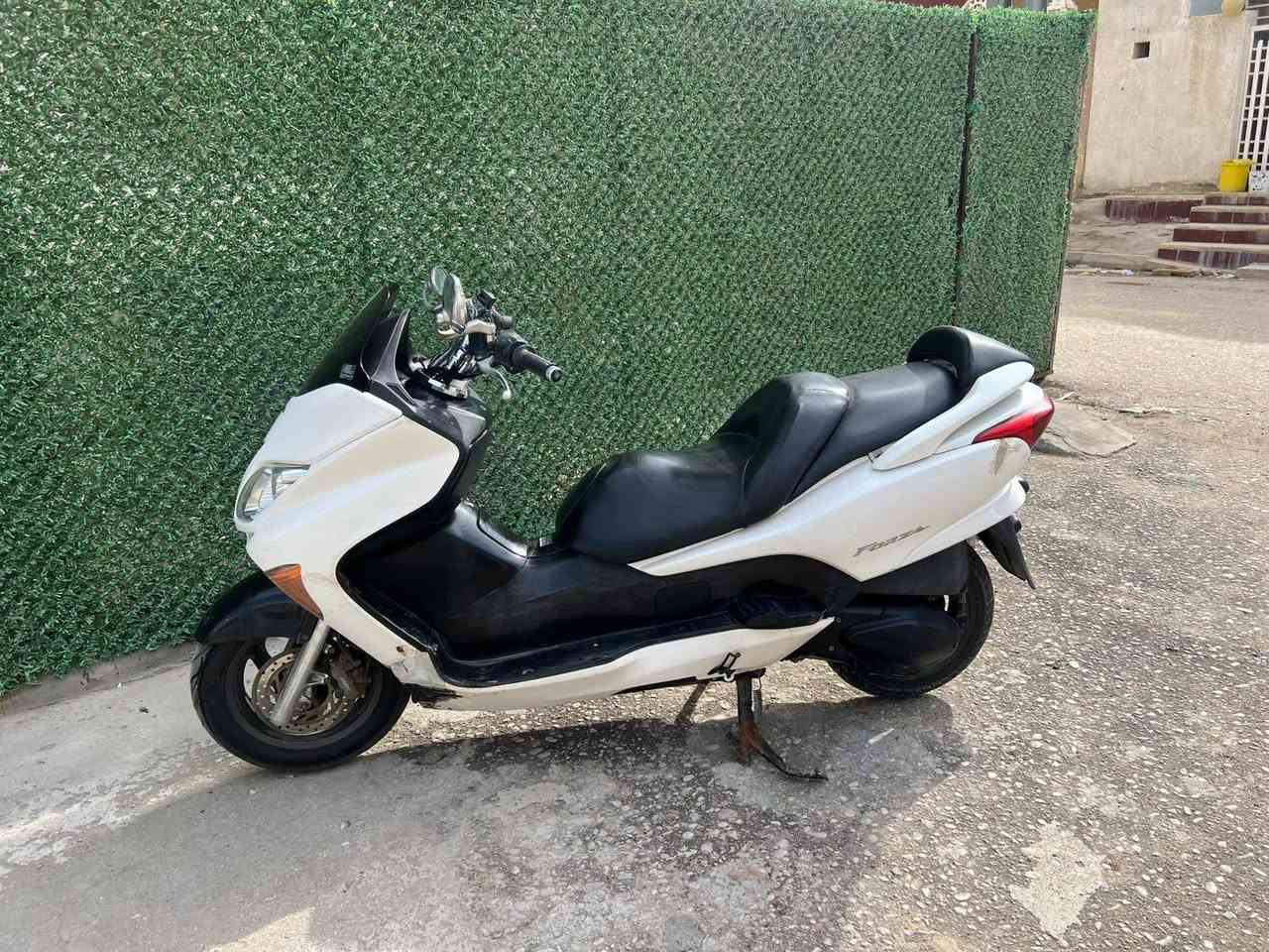 سلام عليكم شباب دراجه فورزه 0/8 نضيفت مكينه مفتوحه 
للبيع السعر مليون وميه 
العنوان ميسان


**إذا كنت صاحب هذا الإعلان وتريد حذفه لأي سبب، رجاءا أرسل رسالة إلى الدعم الفني**