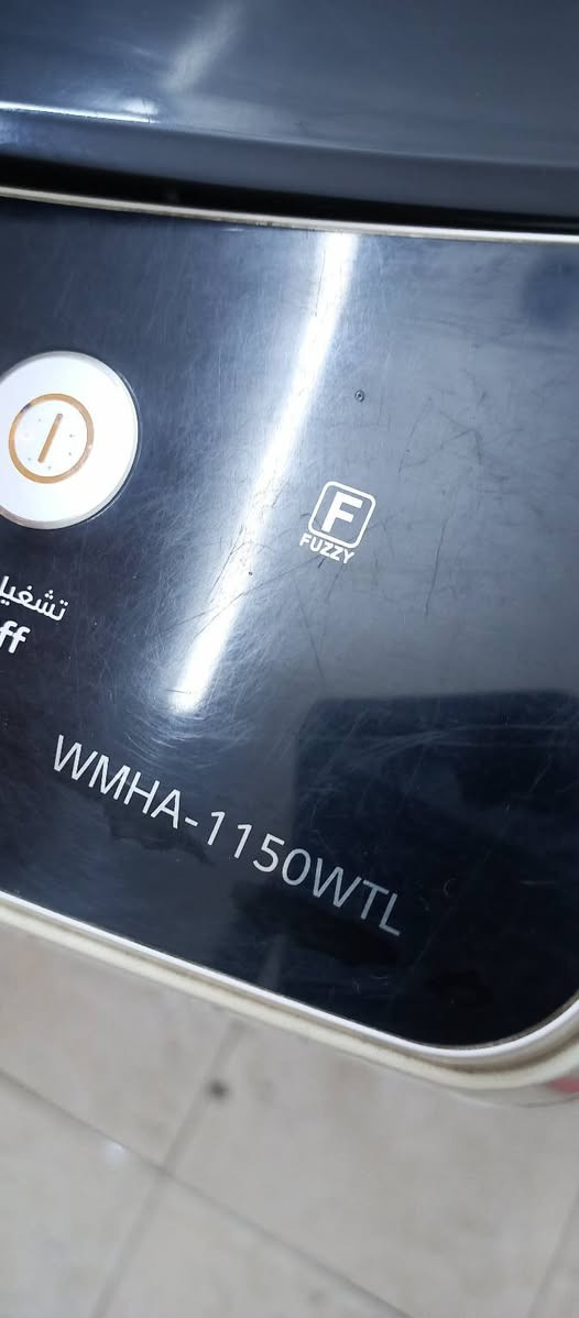 غساله الحافظ 11 كيلو فول اوتوماتيك
نظافه 99% شغاله على الفحص 
 كامل غراضها موجوده 
سعر  150 الف يوجد توصيل 
رقم الواتساب ***********
