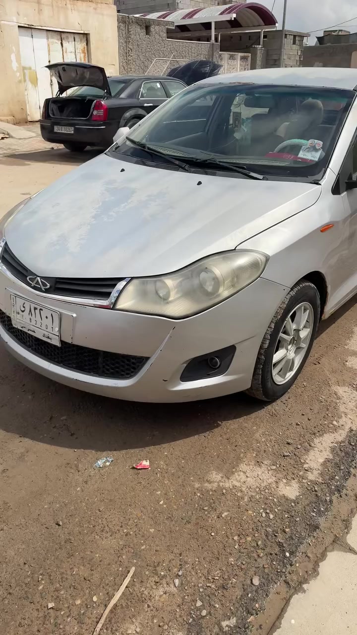 للبيع شيري مديل ٢٠١١ رقم بغداد مكان البصره مكينه وكير جدد تخم تاير تبريد شغال سياره حلوه وجاهزه سعرها ٣٠ ورقه وبيها مجال ***********
