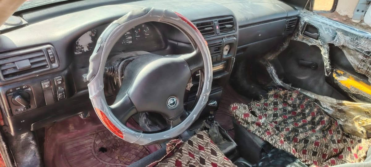 فكترا حجم 20 شرط وكاله او تحويل السعر 25 وبيه مجال التفاصيل الاتصال ***********
