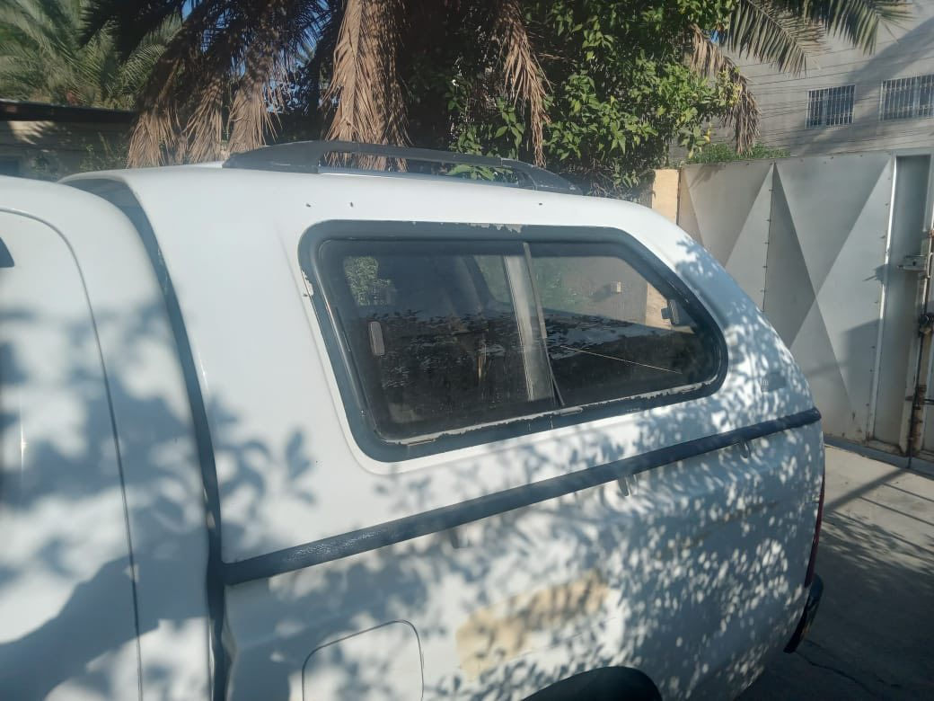 قنبورة للبيع لون ابيض تنشد علدبل قمارة السعر ١،٢٥٠ مليون وربع  بيها مجال وياها دبل مفتاح بغداد ***********
