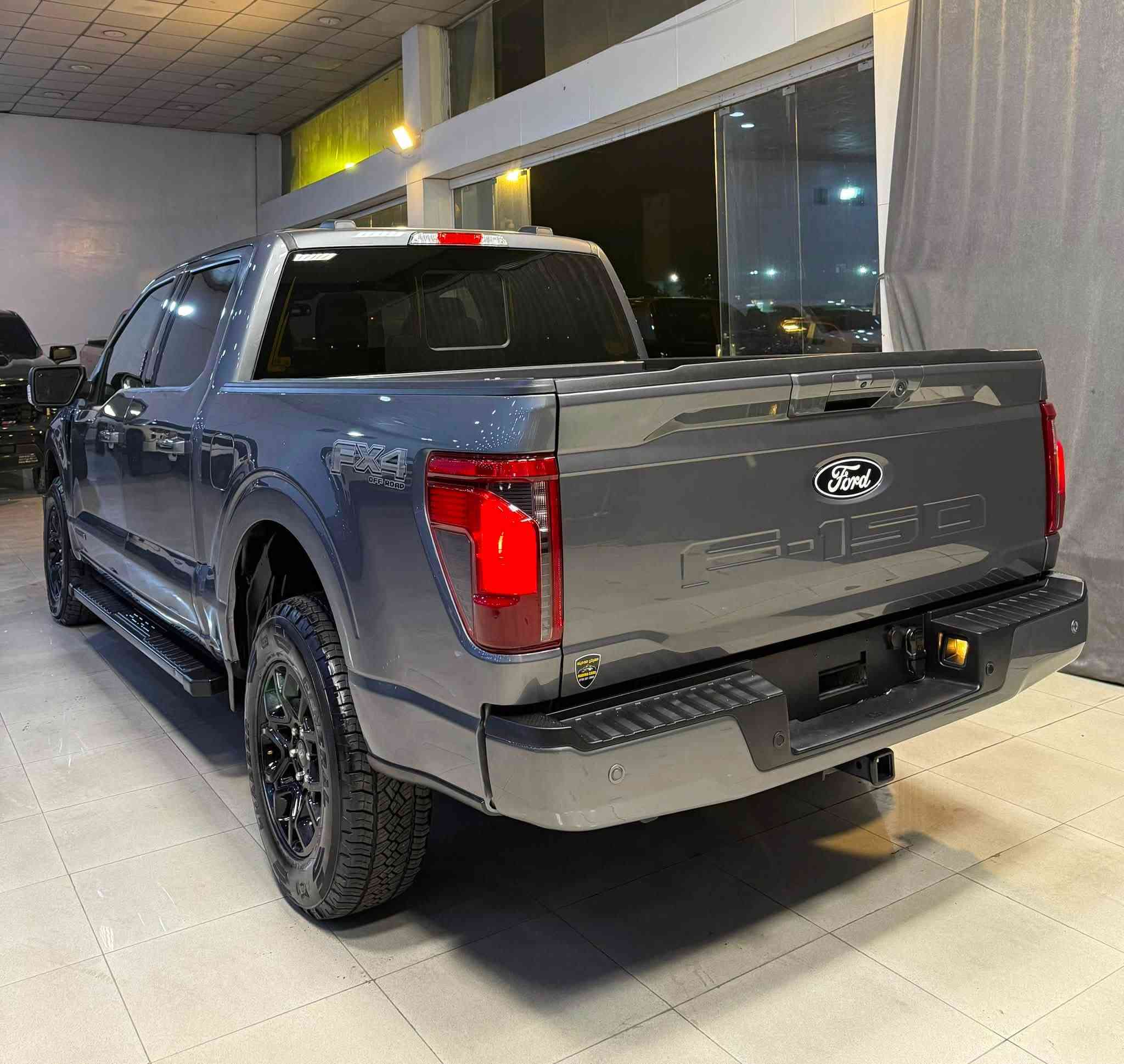 Ford F-150 
2024 XLT
V6 - 3.5T - 4x4
hybird 

بسمە و شغال
شاشە گەورە
 4 کامیرە
لایت لید
کوشینات جلد 
کوشینات هیتر
رادار
ئوتو ستوب
کوشین کهرابایی
گیج الکترونی
ویل 18

22.000 mile
2 قطعە صبغ 
سعر  $40.000

معرض ( مەدینە ) اربیل شارع ١٠٠م
***********
***********

