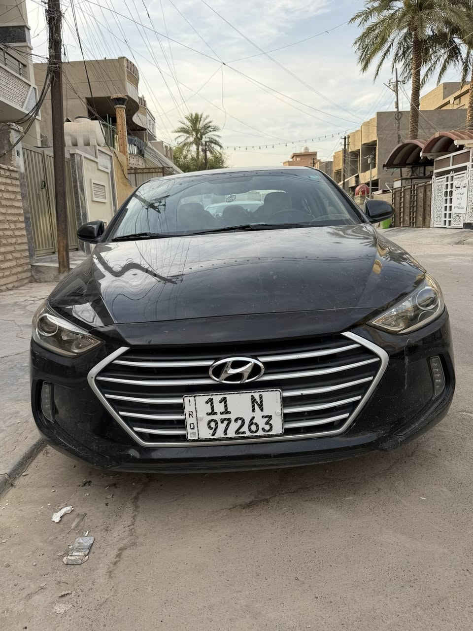 السلام عليكم
النترا وارد امريكي موديل ٢٠١٨  
حادثها مبدل قلق صندوق و جمالغ الخلفي مصلح 
بيها بابين كلير بدون ضربه حادثها مرفق بلصور 
بيها طخطات بلدوسه جوه لباب 
السياره فول ١/١ ( بصمة وفتحة و ردار و نقطة عماء بلمري و بصمة ابواب و صندوق مانع انزلاق و ٣ انظمة قياده و كشنات تدفئة و دشبول بيانو )
مكاني بغداد الجديدة 
عارضها ب ( ١١٥ ) ورقة 
***********
