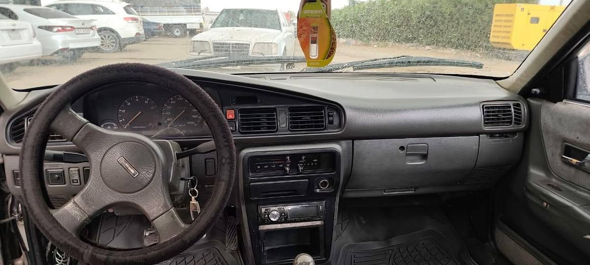 سلام عليكم للبيع مازده موديل 90 محرك 8وبخ جامات كهربائي سلايت كهربائيات كله يشتغل تخم تاير جديد محرك گير بشرط بشرط تحويل وكاله سياره بدون صبغ بدون خياسات نضيفه كلش سعر34
عنوان كلار ***********
