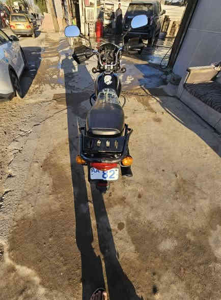 السلام عليكم
دراجة بوكسر كلاسك موديل 2021 رقم وسنوية
الدراجة نضيفة شوفت عينكم مكان بغداد البياع
السعر 2/250 وبيهة مجال حگ الجية
الشراي يتصل لاتعبني ولا تعبك
 ***********واتساب
