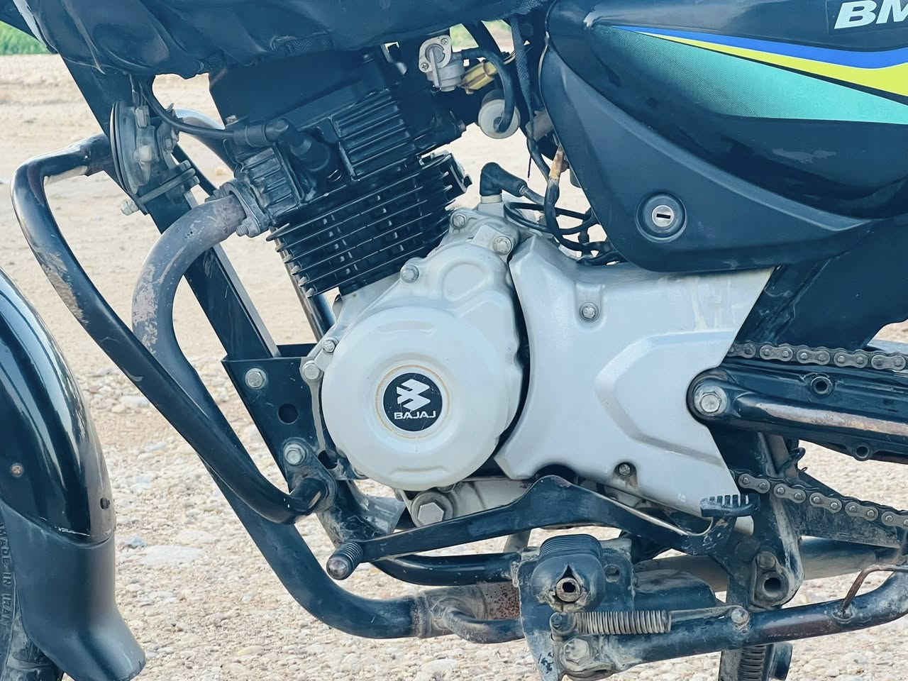 السلام عليكم بوكسر للبيع موديل 2021اوراق أصوليه مفتوح مره وحده تجفيت اصلي وتخم تاير الباقي كله مكفول العنوان ديالى بلدروز الاتصال عله الرقم ***********والسعر 850قفل
