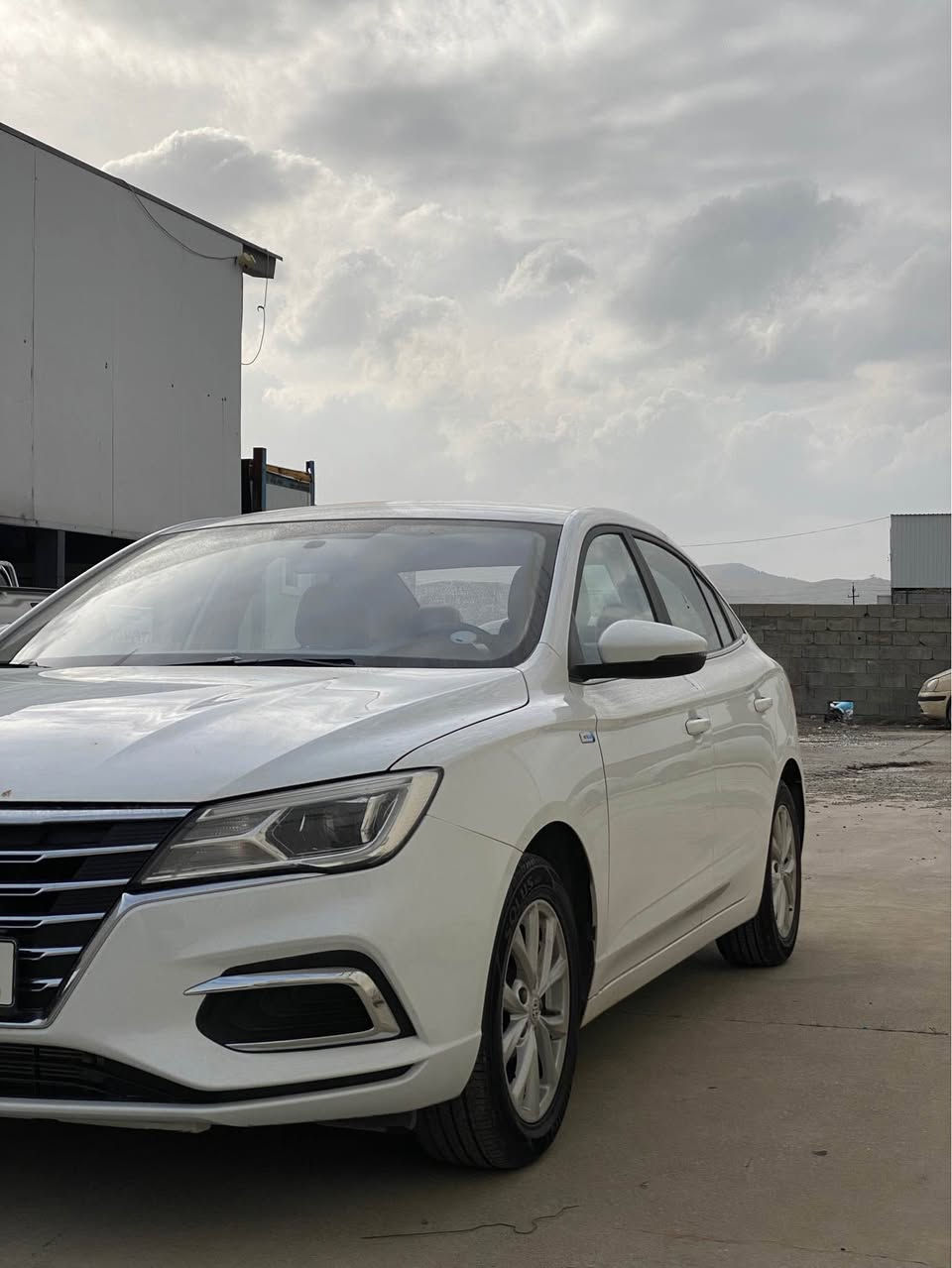 ئێمجی ٥ مواسەفات کۆمفۆرت بێ بۆیاخ بێ سارد مۆدێل 2023
ڕەقەم و سەنەوی تاکو ٢٠٢٨ تازەیە
سعری ١٠٣ مەجالێکی کەم

ڤایبەر/واتساپ/*********** السليمانية, العراق
