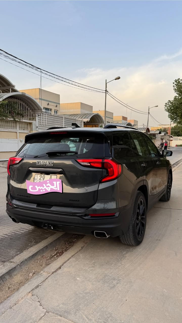 السلام عليكم للبيع فقط جمسي تيران موديل 2019رقم دولي الجديد  فول مواصفات بنوراما مكينة الجبيره 2000تيربو حداديه جديده تخم تاير جديد كلشي معايزه وجاهزة بيهة تبديل جاملغ وبنيد وجاملغ وره صبغ  وموجود صور الحادث بل منشور السعر 168وبيه مجال بسيط للتواصل واتس اب او الاتصال ***********
