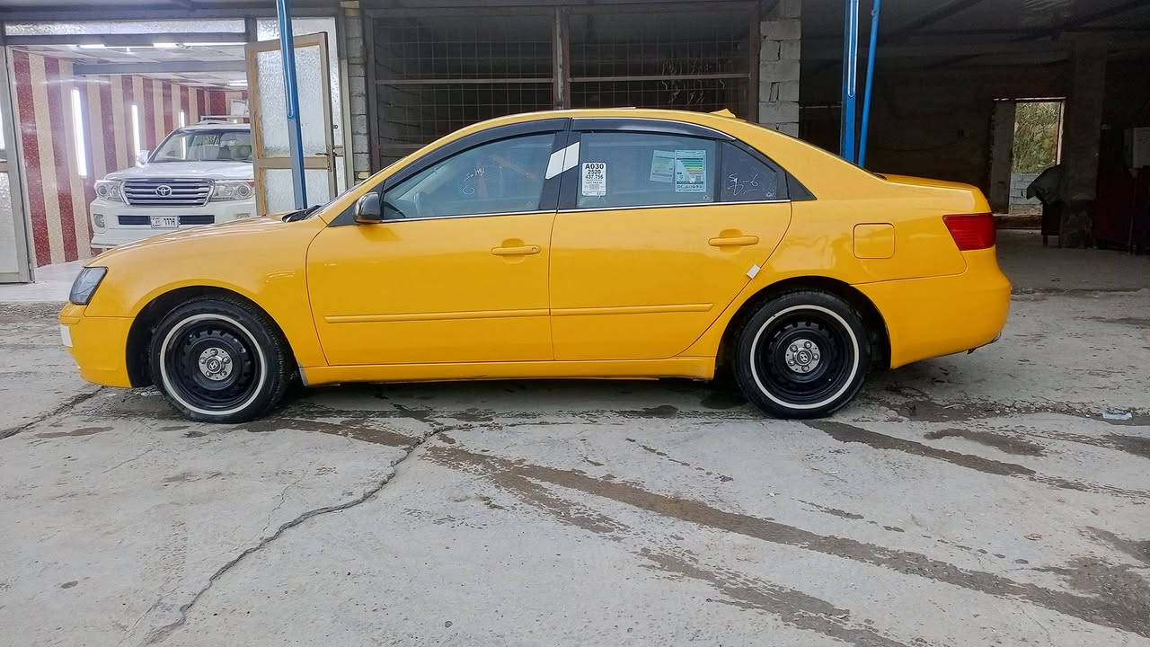 سوناتا بانزين. سعر 45وبيه مجال 
فتحه 
كصه جنطه جاهزه
بيه رقم  بغداد
تخم تاير جديد
حداديه مكينه كير جدد
داخل بيجي
سياره جاهزه ومال شغل 
مكاني ناصريه
***********
