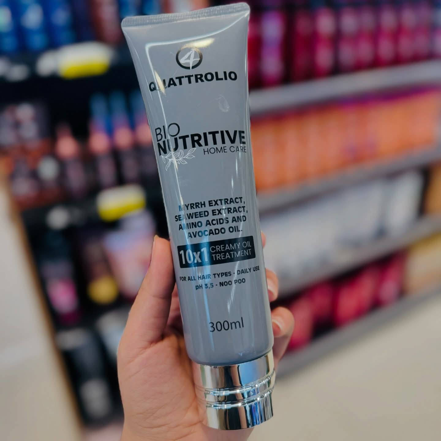 بديل الزيت كواترول الجديد كريمي لا يغسل😌❤️
بي 10 #فوائد في منتج واحد ☝🏻👇🏻
1-إصلاح الشعر الجاف والتالف
2-تألق ولمعان وتسريح الشعر المجعد 
3-يحمي من السشوار 
4-يسهل عملية التمشيط
5-يحافظ على لون الصبغة 
6- يمنع تشابك الشعر 
7-يحمي الشعر من الشمس
8-يمنع تقصف أطراف الشعر
9-يغذي الشعر✨
10-يحافظ على مادة التسريح في الشعر

توصيل داخل هيت الف فقط 
متوفره خدمة توصيل جميع المحافظات


**إذا كنت صاحب هذا الإعلان وتريد حذفه لأي سبب، رجاءا أرسل رسالة إلى الدعم الفني**